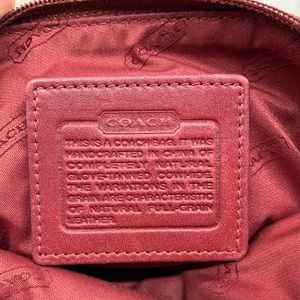 Coach Zipper Pouch